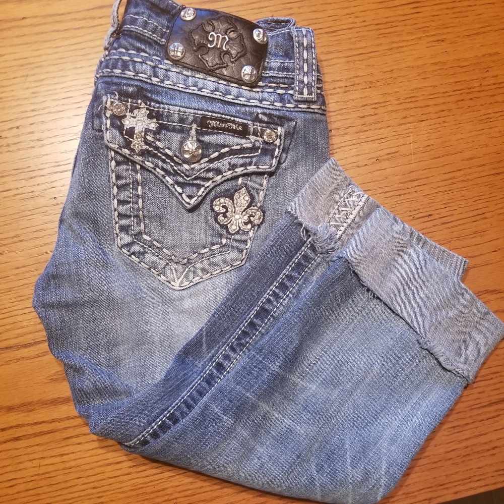 Miss Me Cropped Jeans